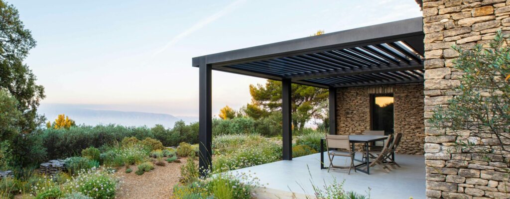 menuiserie-catalane-menuisier-perpignan-66-alu-pvc-pergola-porte-volet-fenetre-pyrénées-orientales